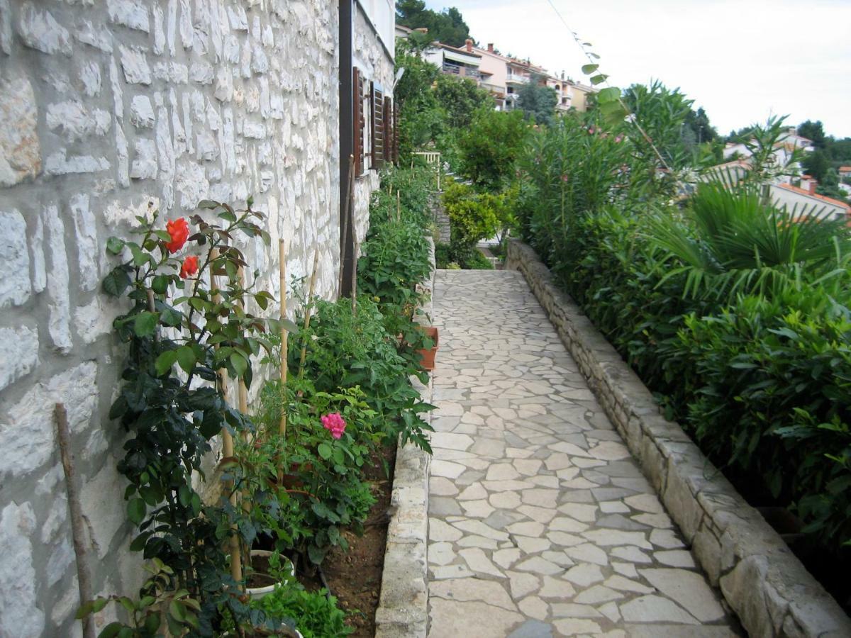 Luxury 1 Bedroom Apartment In Rabac Dış mekan fotoğraf